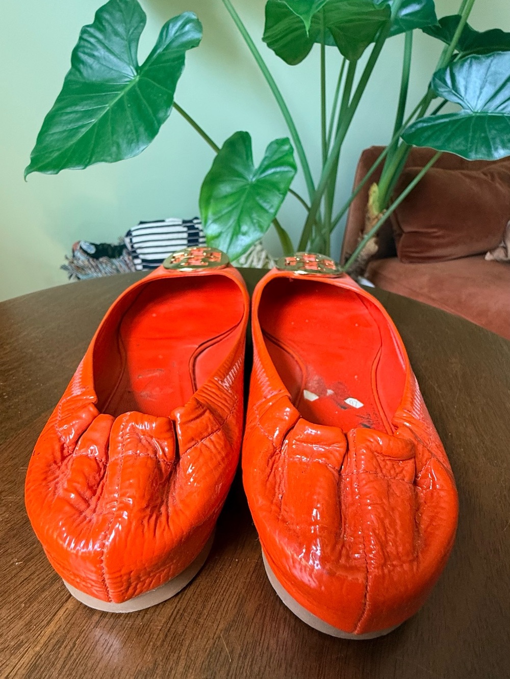 Tory Burch Orange Patent Logo Ballet Flats with Gold Emblem - Picture 5 of 5